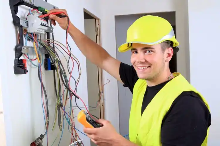 elektricien Luddeweer